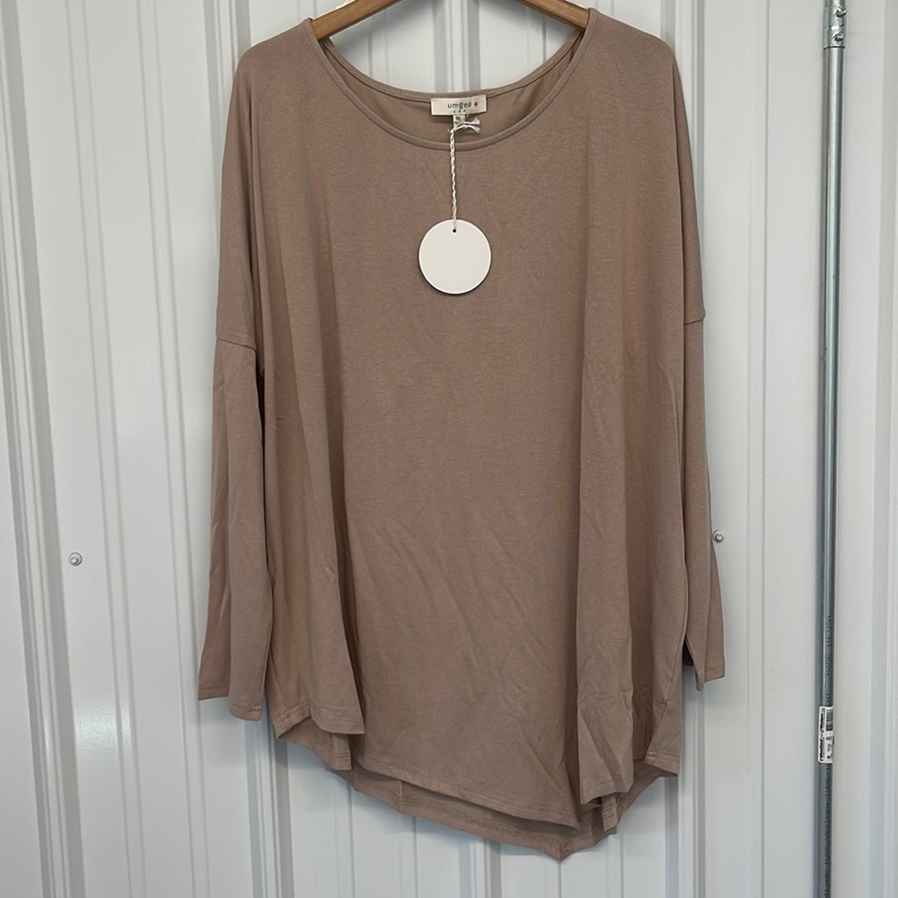 Umgee Beige asymmetrical Top Blouse Tunic 1x 1 X
